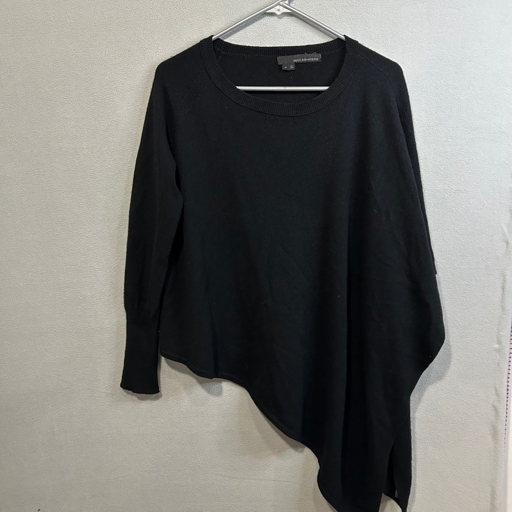 Black Asymmetrical Hem Knit Sweater 100% Cashmere Women's Size Small Luxurious‎